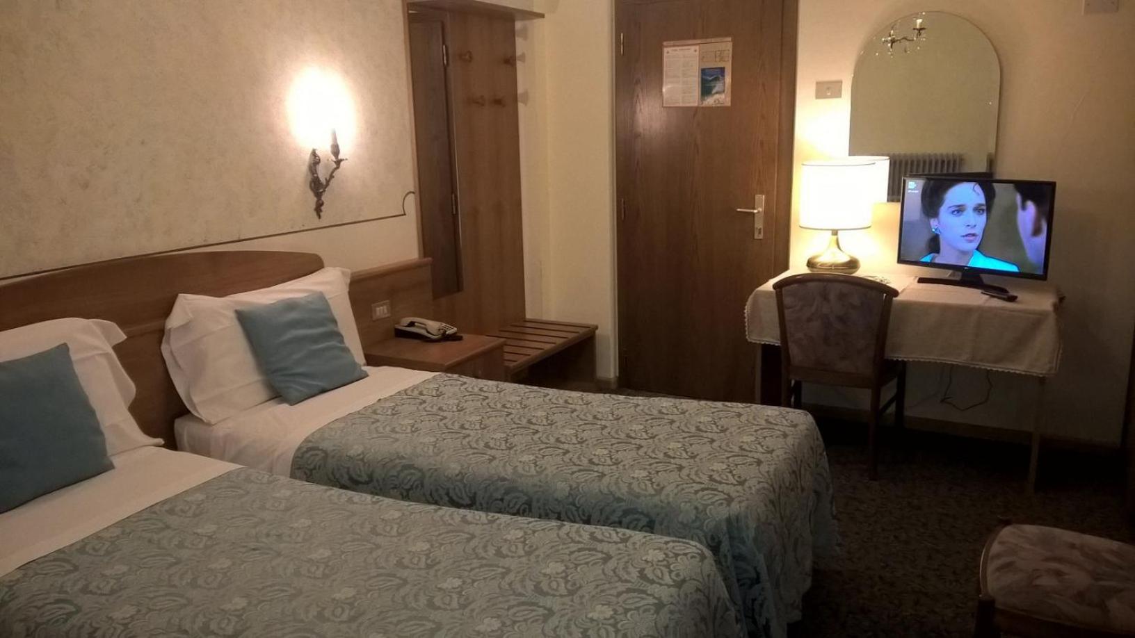 Albergo Stella Alpina Молвена Екстериор снимка